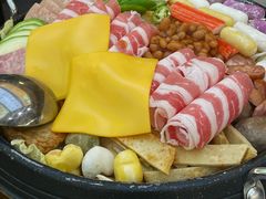 -豚妈妈汤饭·部队锅(南京东路店)
