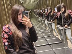 -GIVENCHY(佛罗伦萨小镇奥莱店)