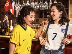 -玩坞轰趴馆·户外团建聚会主题生日派对馆(世豪广场店)