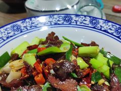 -三湘四水正宗湘菜(君峰路店)