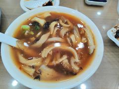 酸辣肚丝汤-西安贾三灌汤包·回坊小吃·清真炒菜(北院门总店)