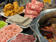 -鸿姐老火锅(疁城新天地店)