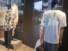 -URBAN REVIVO(七宝领展广场店)