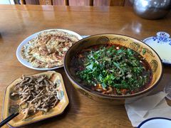 -乐山第一家临江鳝丝(茶坊路店)