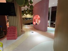 -水桶王国主题餐厅·聚会·生日派对·亲子活动·家庭套餐(亚龙湾希尔顿店)