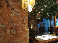 -八府香鸭·啫啫煲(华山路店)