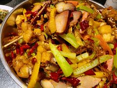干锅牛蛙-馋嘴蛙火锅