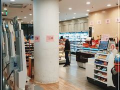-全家便利店(上海南站站店)