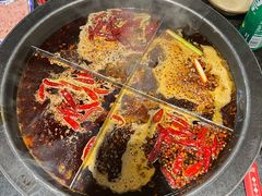 特色红汤-陈眼镜火锅(总店)