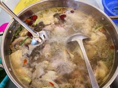 白切鸡火锅-姑婆山森林酒店