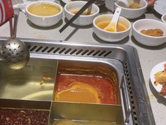 -海底捞火锅(宝龙广场夜宵主题店)