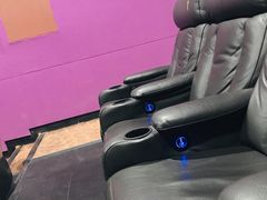-大光明丽星VIP影城(昌里路杜比全景声店)