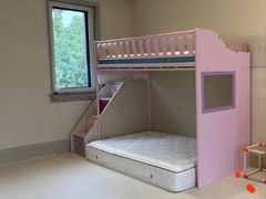 -moll学习桌椅(上海久光百货店)