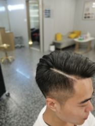 -即型男士理发工作室
