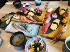 寿司什锦拼盘-梅丘·寿司の美登利(银座店)