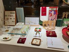 -LADY FAFA(巨鹿路陕西南路路口店)