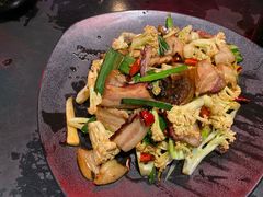 花菜炒腊肉-醉小酒馆·川菜·江湖菜·重庆菜(观音桥旗舰店)