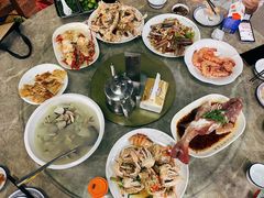 -四川小胡子海鲜(丁村万人海鲜广场店)