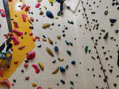 -问山MountQuest攀岩馆