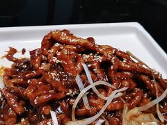 -皇城根·烤鸭·鱼头·家常菜(欧亚大观乐活城店)