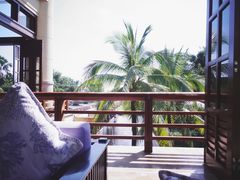 -亚龙湾喜来登·美景台大堂吧