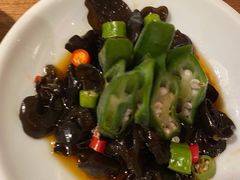 秋葵黑木耳-弄堂里·寻味杭州(湖滨银泰in77C区店)
