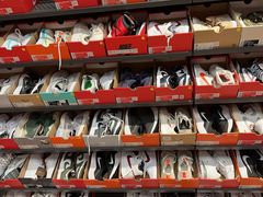 -首创奥特莱斯(西安店)