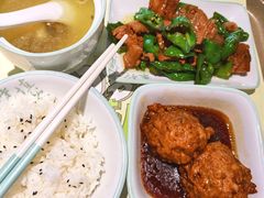 -老乡鸡(上海品尊国际中心店)