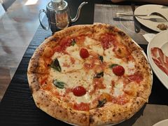 经典玛格丽特披萨-Osteria意大利餐厅