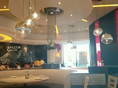 大堂-必胜客(湘隆店)