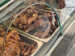 -老鼎万春卤菜(五代传承创始老店)