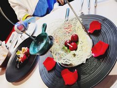鹅肝棒棒糖-YUE·6·西式融合餐厅(外滩六号店)