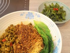 -康师傅私房牛肉面(马泉营奥莱店)