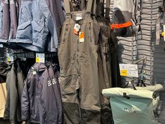 -迪卡侬(西华店)