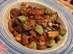 腊八蒜烧肥肠-那家小馆•北京菜•烤鸭(中关村店)