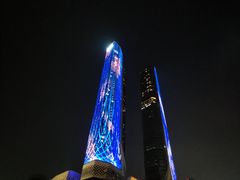 -南京眼步行桥