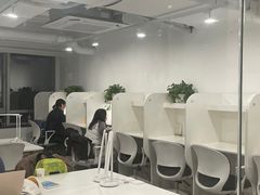 -白鲸自习室(公主坟店)