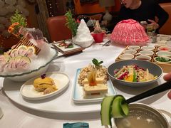 -翡翠小城·海鲜豆捞·广式点心(老佛爷店)
