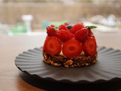 -潮一不贰·法式甜品·生日蛋糕·西式简餐(外滩店)