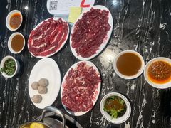-一鼎牛鲜活牛肉城(晋江海峡国际食品城店)