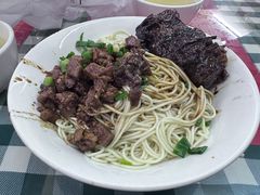 招牌辣肉干拌面-辣肉面大王(天平路店)