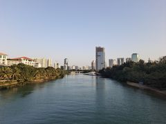 -万绿园
