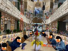 -包头市新华书店包头书城(钢铁大街店)