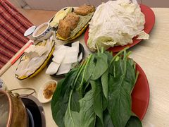 -洞庭洲·防空洞火锅·铜锅涮肉·烧烤(新百广场店)