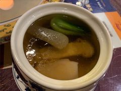 泉水竹笙菌菇汤-宁波状元楼酒店(和义路店)