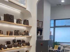 -海星奢选二手奢侈品手表包包鉴定回收寄卖(墨玉南路店)