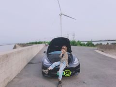 -TESLA 特斯拉(上海太古汇体验店)