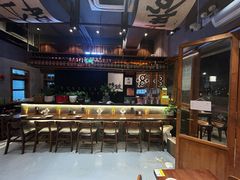 -8PINTS八品脱·日料·烧鸟·精酿小酒馆(莘庄店)