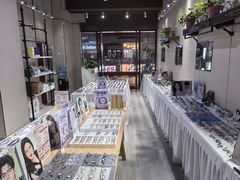 -零度眼镜·宝视友·蔡司依视路(吾悦花街店)