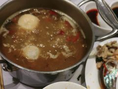 -红鼎豆捞·非遗鲍皇汤火锅(宝丰路店)